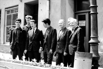 1965 in Polen. Mannschaftsaufstellung: Peterle, Adam, Miksch, Wagner, Brähmig, Riedel, Bartak.(2.v.l. Rodolf Adam, 5.v.l. Erich Wagner, rechts: Sektionsleiter Wenzel Miksch) Foto: Peterle